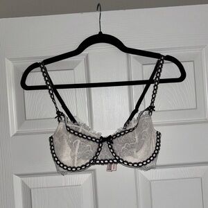 NWOT Victoria’s Secret dream Angels unlined bra
